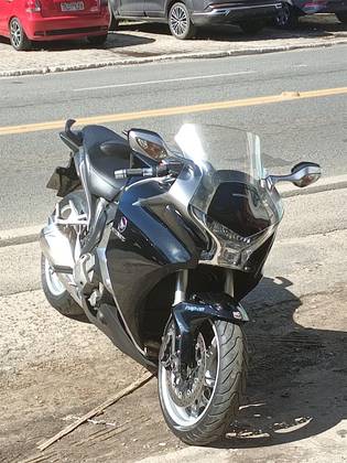 HONDA VFR 1200F 